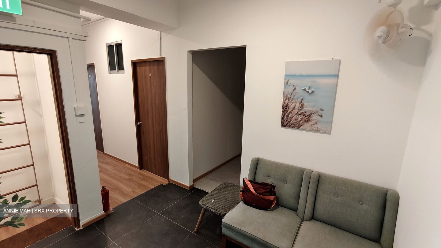Changi Road (D14), Shop House #491745481